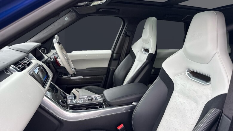 Land Rover Range Rover Sport 5.0 P575 S/C SVR Carbon Edition 5dr Auto Petrol Estate